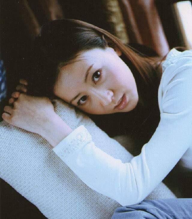 汤加丽:凭人体写真走红,和父亲断交,与丈夫分手,46岁仍单身