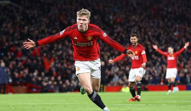 曼联20岁中锋火力惊人:比c罗多,霍伊伦德未来可期