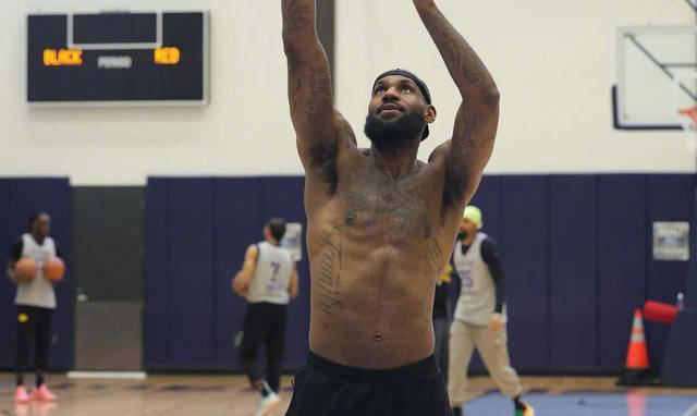 湖人错失米切尔,或可寻找保罗与泰伦·卢的补充方案