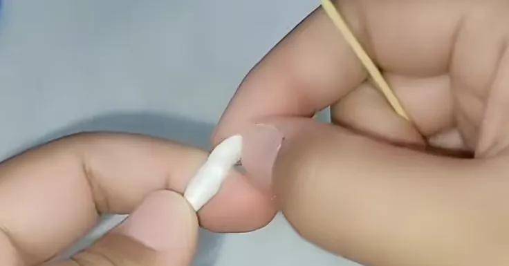 不管什么电热水壶,都用牙签戳一戳,懂得人不多,邻居见了纷纷学