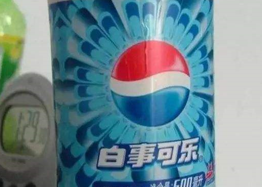 逆天的山寨零食:粤利粤很常见,老光棍雪糕你吃过吗?