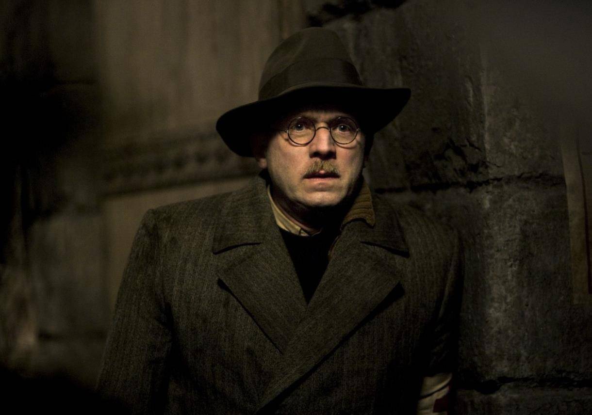 靠野菜,面糊汤维生,南京得知后立即援助_约翰·拉贝_中国_医生