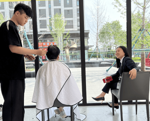 一抹"链家绿",温暖居民心