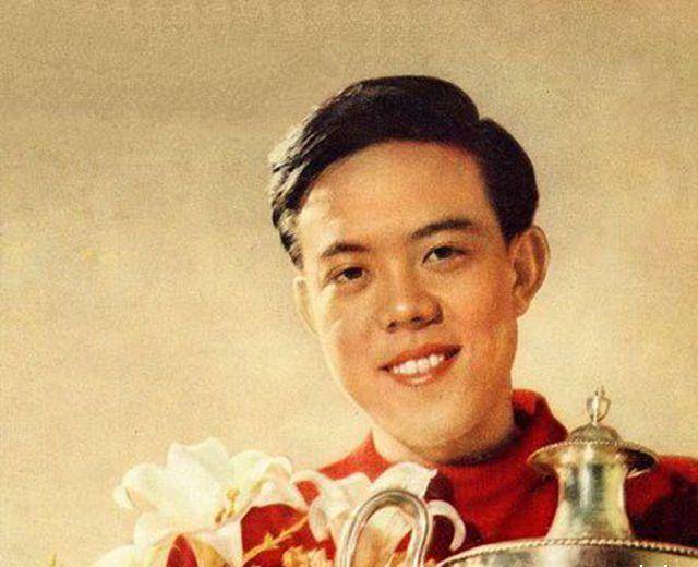 中国首个世界冠军容国团,31岁选择自杀:我爱我的名誉胜过生命