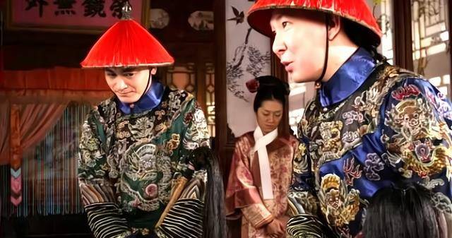 如懿传:太监娶宫女,有多恶心?你看王钦咋"上厕所"就明白了