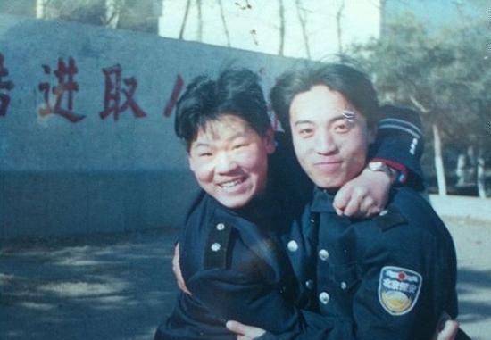 从保安到福布斯榜,岳云鹏用了20年,从膨胀到低调,只用了90分钟