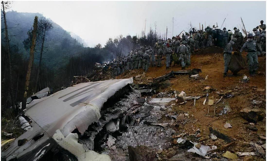 上海波音747残骸图片