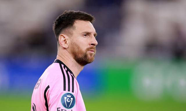 梅西并未受伤,而是因为需要轮休,但考虑到他之前的老伤问题以及年龄