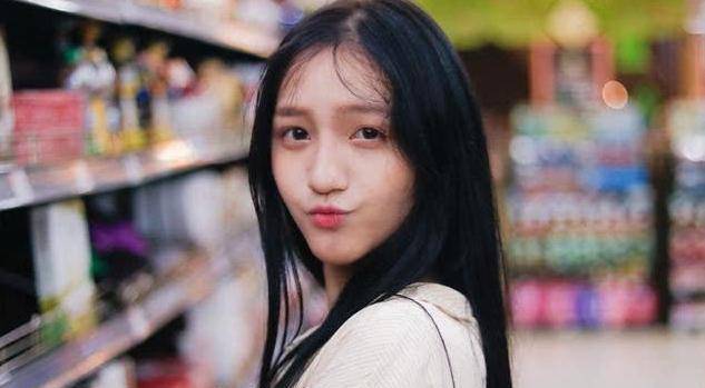 刘露号称"公众人物",大闹火车站对民警叫嚣"你完了",今如何