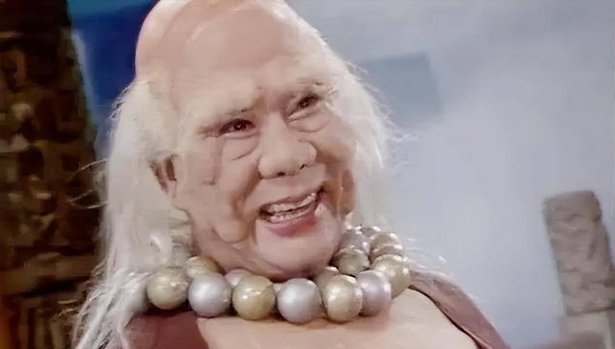 就在这时,还是多亏了赤脚大仙向玉皇大帝和王母娘娘求情,沙和尚才因此