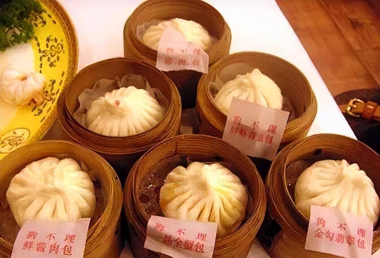 163岁的"狗不理包子",为何如今卖不动了?食客:高攀不起
