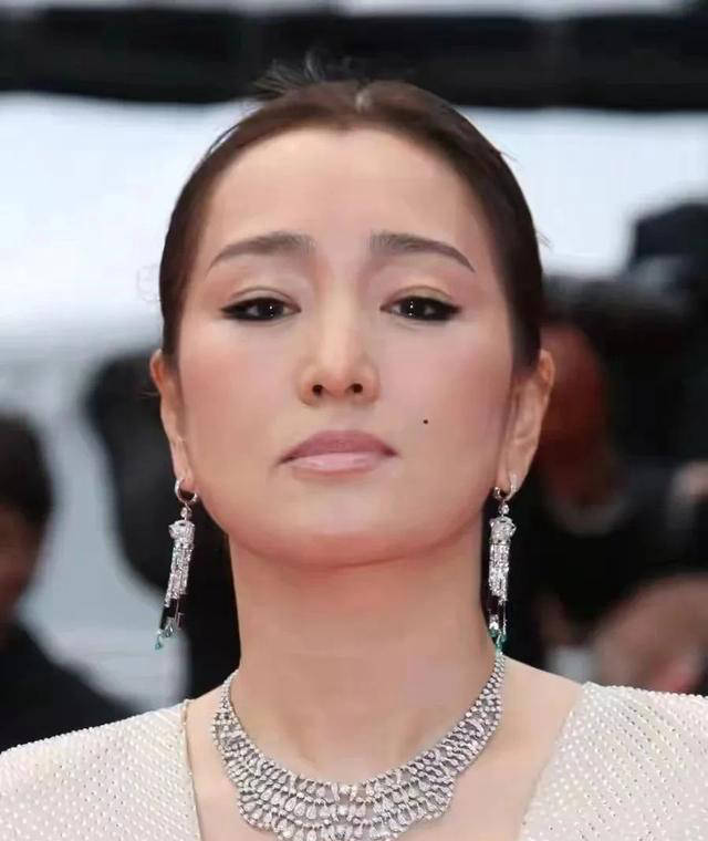 章子怡戛纳获清场,黑裙状态曝光,杨幂与李现状态亮眼
