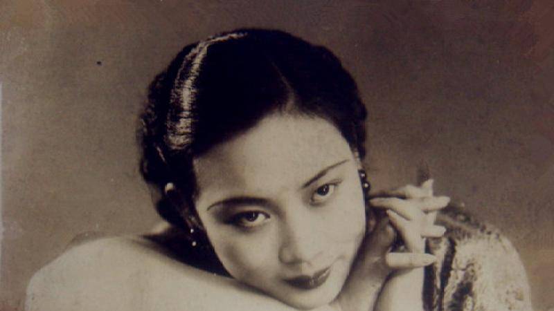 第二名是影视皇后阮林玉,阮玲玉出生于上海,是当时