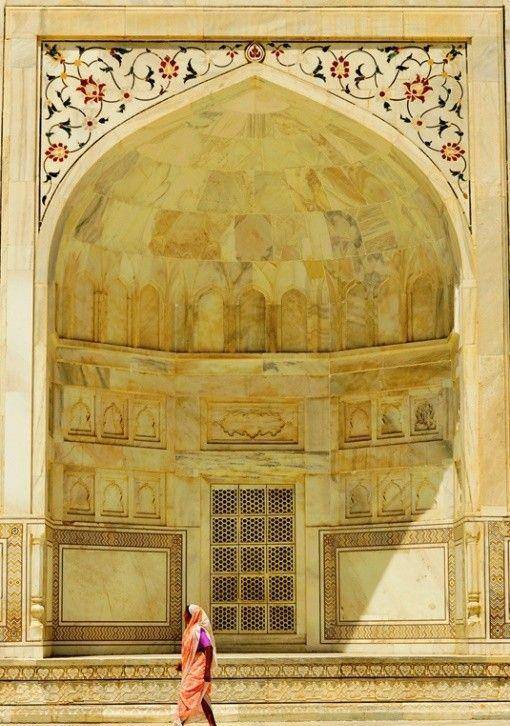 泰姬陵背后的故事:美貌王后18年生育14个孩子,38岁得产褥病而死