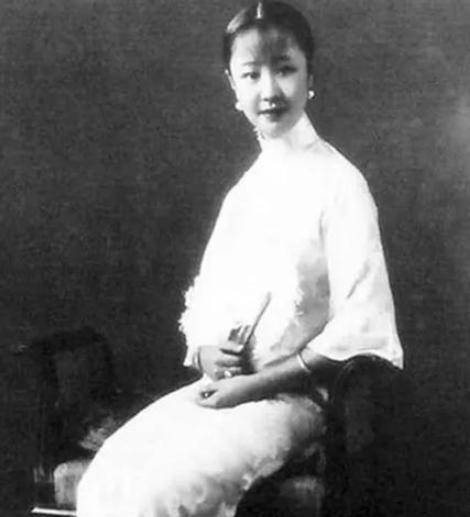 民国名妓叶蓁:欢天喜地做新娘,却被骗到公公床上,死后草席裹身_袁克文