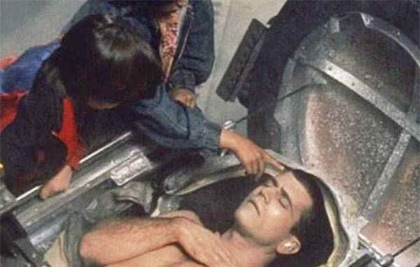 詹姆斯_罗伯特_技术