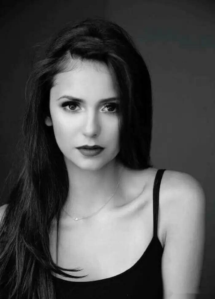 妮娜杜波夫的写真,女神的绝美身材与性感魅力无法抗拒!