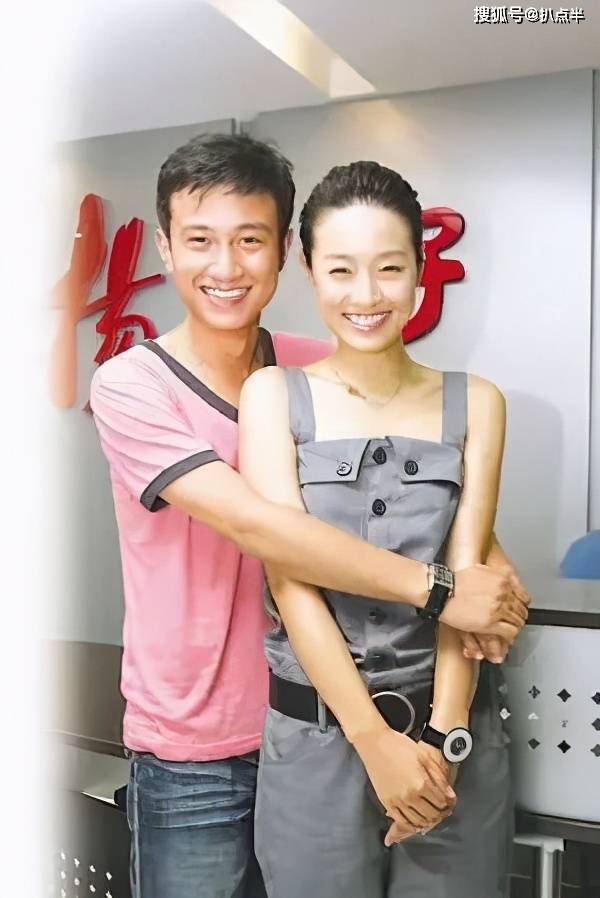 汪峰护新欢,却欠章子怡一场婚礼:贵圈大花都是恋爱脑?全离了