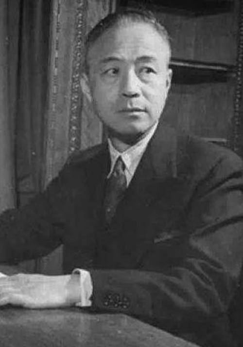 3年后张幼仪生下了大儿子,当时徐志摩转到英国留学,他接到了张君劢写