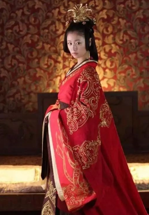 中国女子服饰:一幅艳美的历史画卷