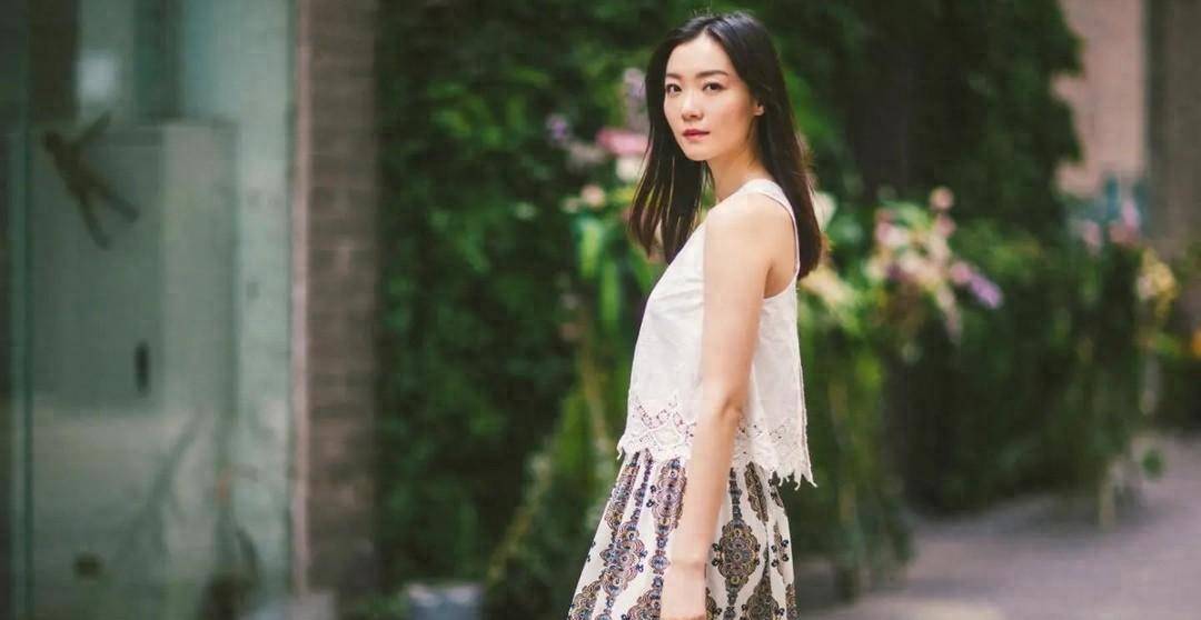 存在感不强,却是很多男孩心中的白月光,齐溪的感情经历有点复杂