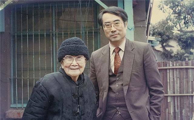 丈夫病了后,她冷笑:我是新女性,不能伺候你_苏雪林_张宝_婚姻