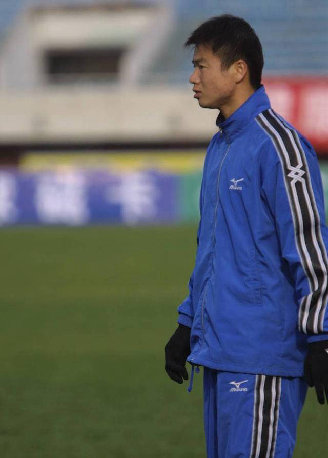 于根伟大刀阔斧调整阵容,津门虎两大关键球员暂时弃用