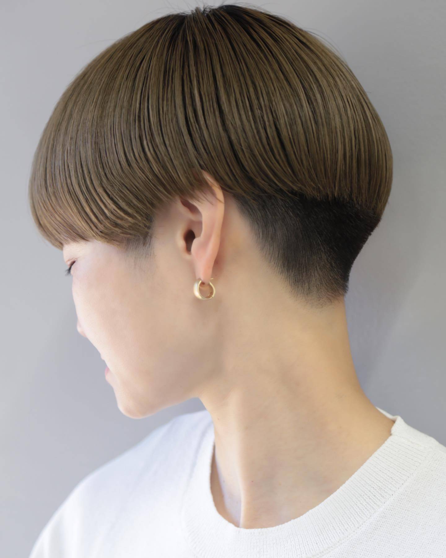 士发型剪来剪去我的最爱还是推后脖短发利落时尚有质感