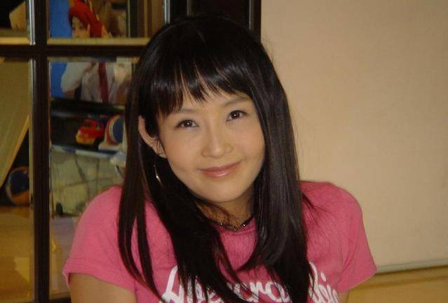 z.flat因为已故演员崔真实的儿子所以受到了很大的关注,z.