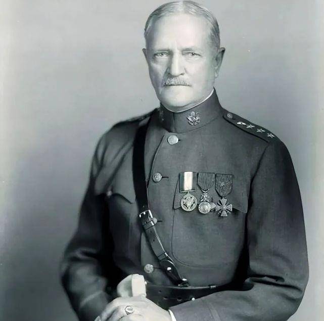 巴顿把墨西哥军官打成筛子,玩坦克却不懂坦克_美军_将军_潘兴