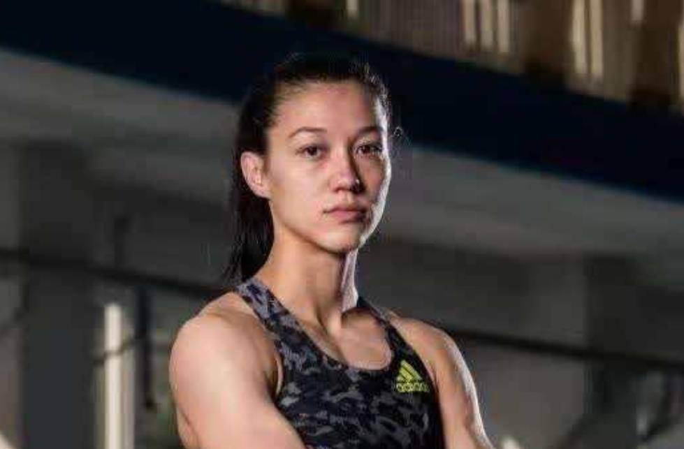 美女选手郑妮娜力:放弃加拿大国籍,毅然加入中国,称自己不后悔