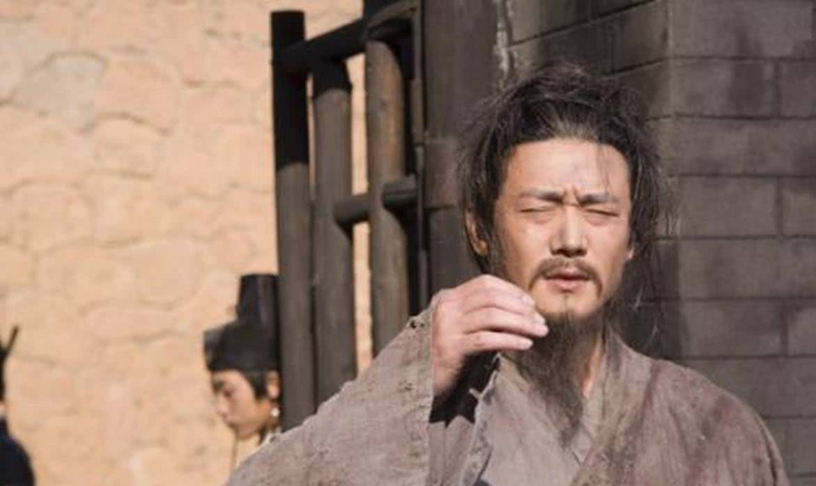 三首中秋词,展现苏轼三种人生态度,世事一场大梦,人生几度秋凉