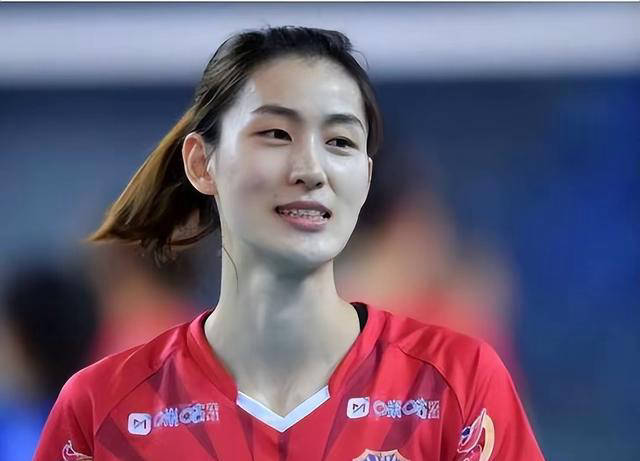 中国女排二传新人难以成长,蔡斌仍坚持重用老将丁霞