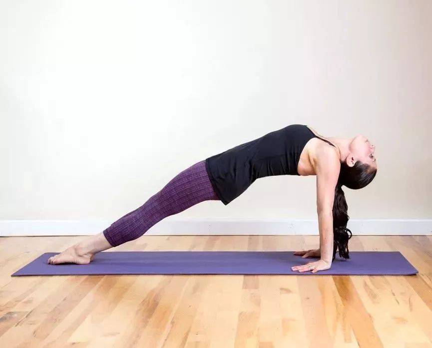 一套"祛湿排寒"的瑜伽序列,女性一定要多练!_身体_双手_手臂