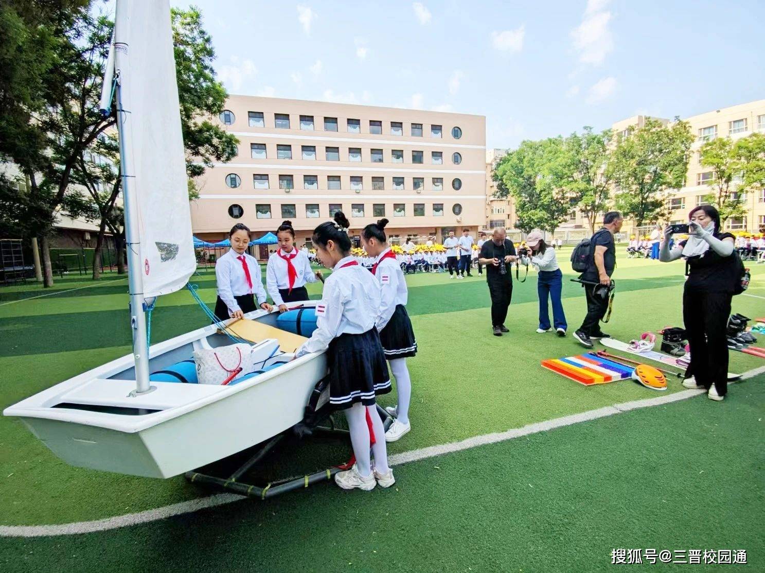 游泳,青少年体能,航模,无人机,越野行走,水球,卡巴迪,武术,健身,足球