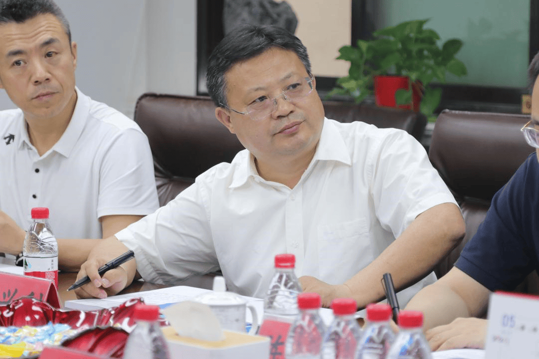 海林市委领导一行莅临中成康富调研 点赞企业数字化与科技创新成果