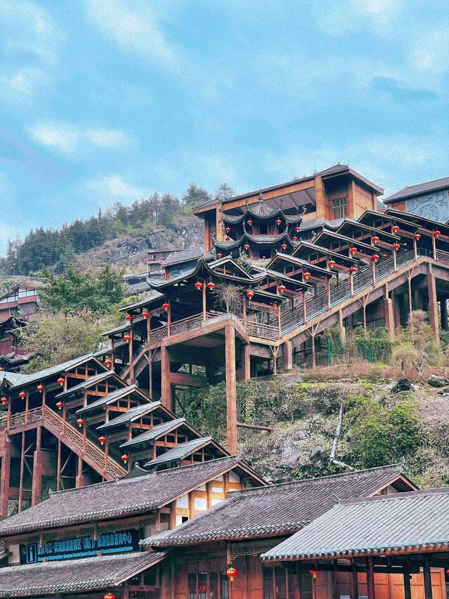 重庆景点间的交通指南,重庆四天3晚行程怎么规划