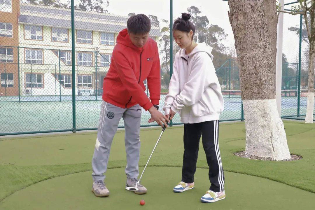 都江堰领川实验中学2024招生简章-都江堰成都2024高中学校排名-领川