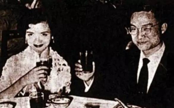 小龙女林乐怡的辛酸人生,为爱她接受丈夫金庸前妻要求,自绝后代