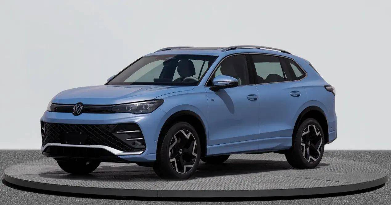 途观l pro在颜色选择上更是紧跟潮流,引入运动感蓝色和金粉色,形成了