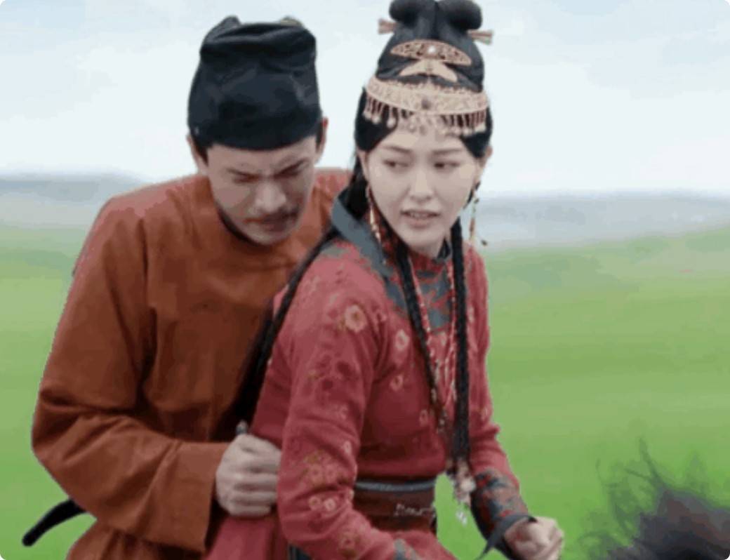 替,各种替身能完成大部分不需要露脸的镜头,鞠婧祎在拍古装剧的时候