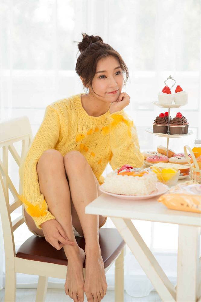 女生发抠鼻表情的暗示,如何机智回应