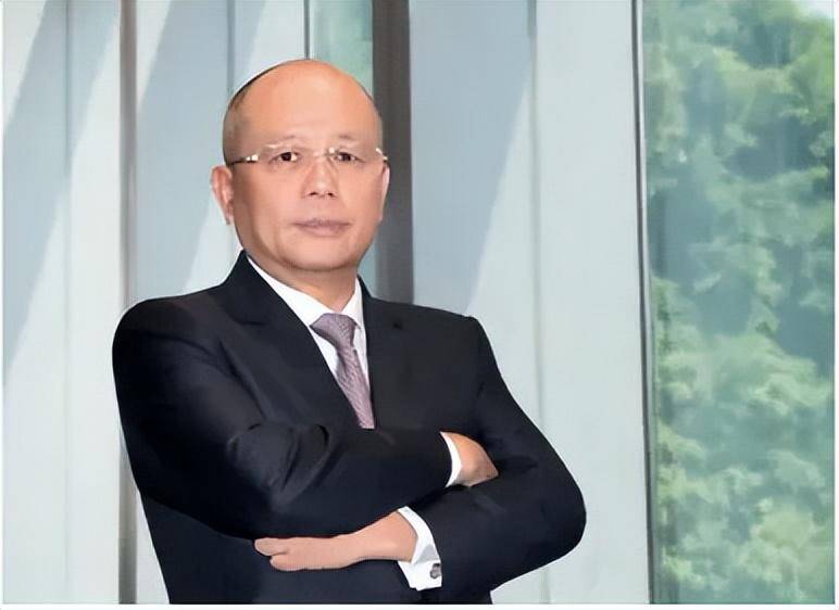 与破产男友终分手!"豪门梦碎"的女明星,花950万买豪宅,冻卵