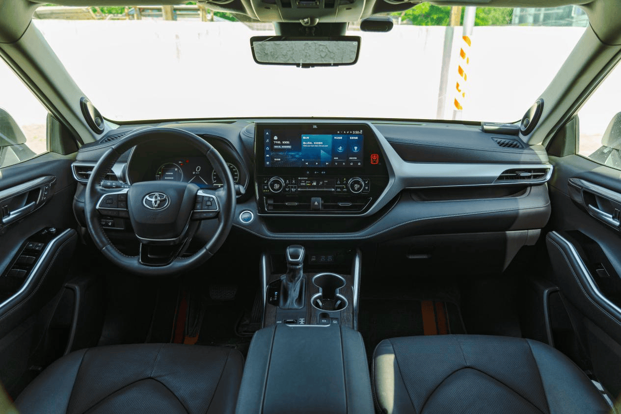 探陆对比汉兰达 谁才是家用suv的最佳选择?