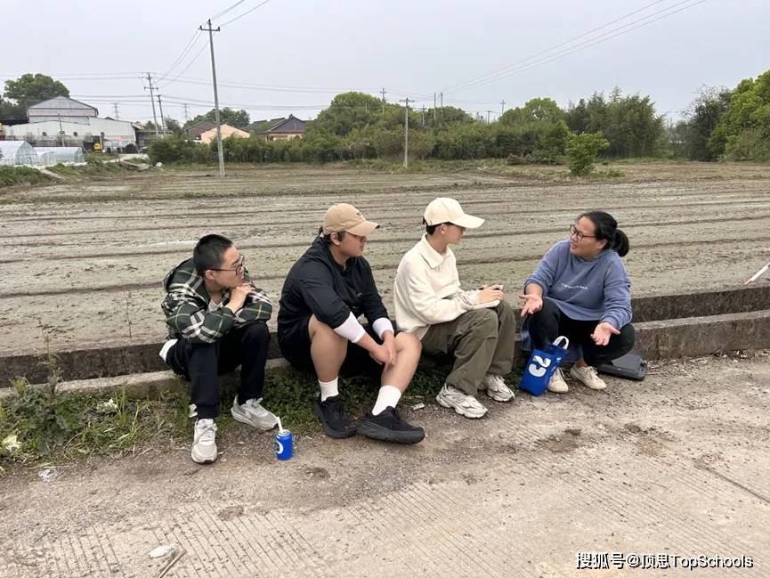 从114名学生到8000人影响力名校,十年"教育奇迹"悄然发生!