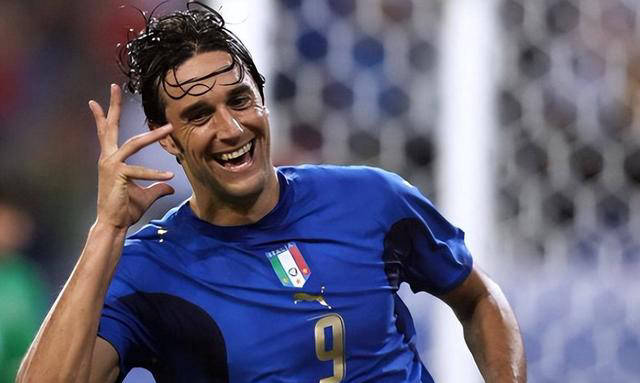 托尼建议ac米兰追求更高水准的前锋选择,吉拉西有待观察