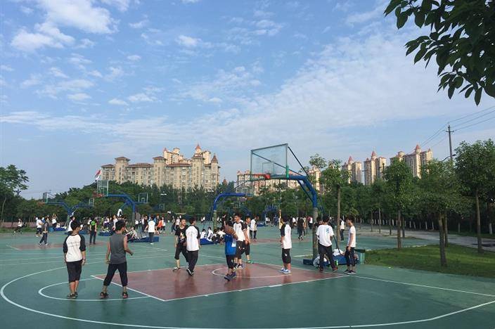 成都市三原外国语学校录取分数线-三原外国语最新招生