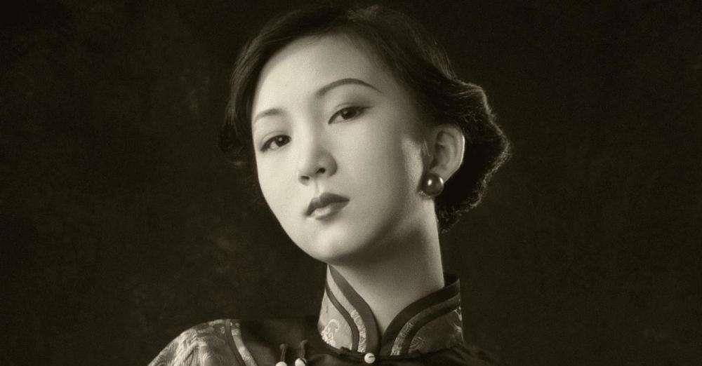 1888年,李鸿章把22岁的女儿嫁给老大臣,二人的后代如今家喻户晓