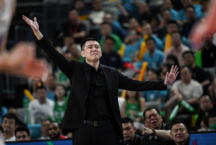 空欢喜一场?曝辽篮新签双外援不合规,无法征战亚冠,杨鸣怎么办