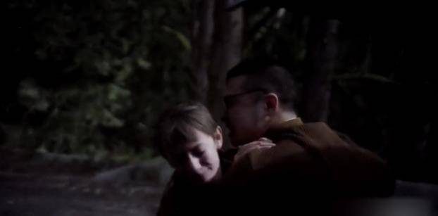 1980年,华裔男子监视美国老师15年,将她囚禁衣柜:你必须爱上我